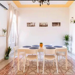 Merlo House - Inside The Historical Center , Palermo Italy